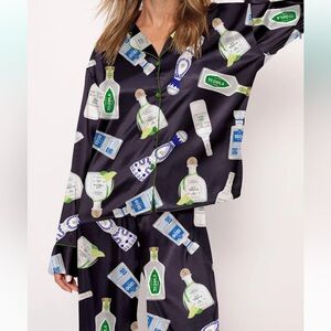 😍 Amazing New with Tags Tequila Bottle Silk Pajama Set